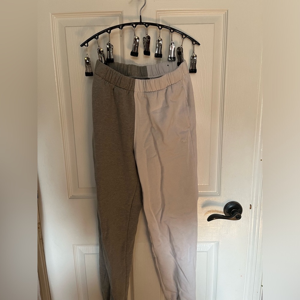 Women’s sweatpants